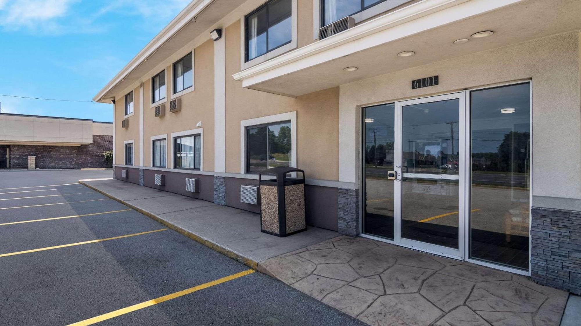 Econo Lodge Portage Εξωτερικό φωτογραφία